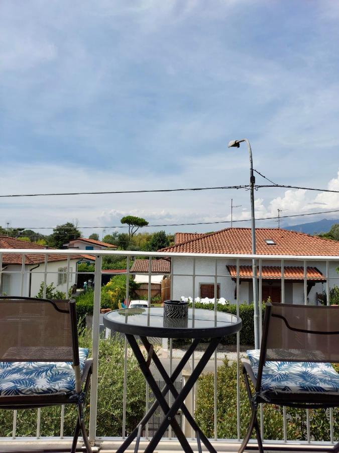 La Brise Marina di Pietrasanta Exterior foto