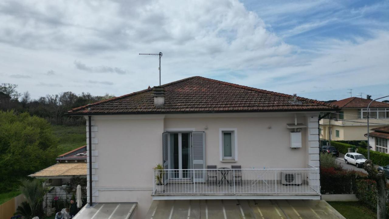 La Brise Marina di Pietrasanta Exterior foto
