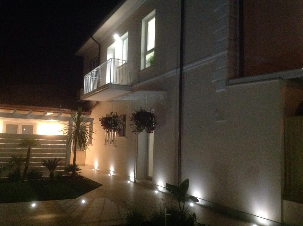 La Brise Marina di Pietrasanta Exterior foto